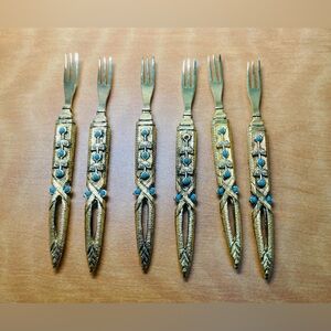 6 FANCY GOLD APPETIZER H'ORDEURVES FORKS - Vintage Set